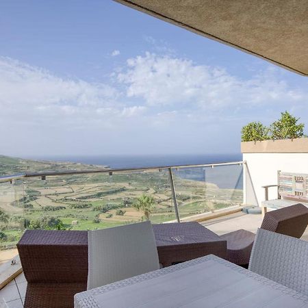 Apartment With Pool-Hosted By Sweetstay Zebbug  Екстер'єр фото