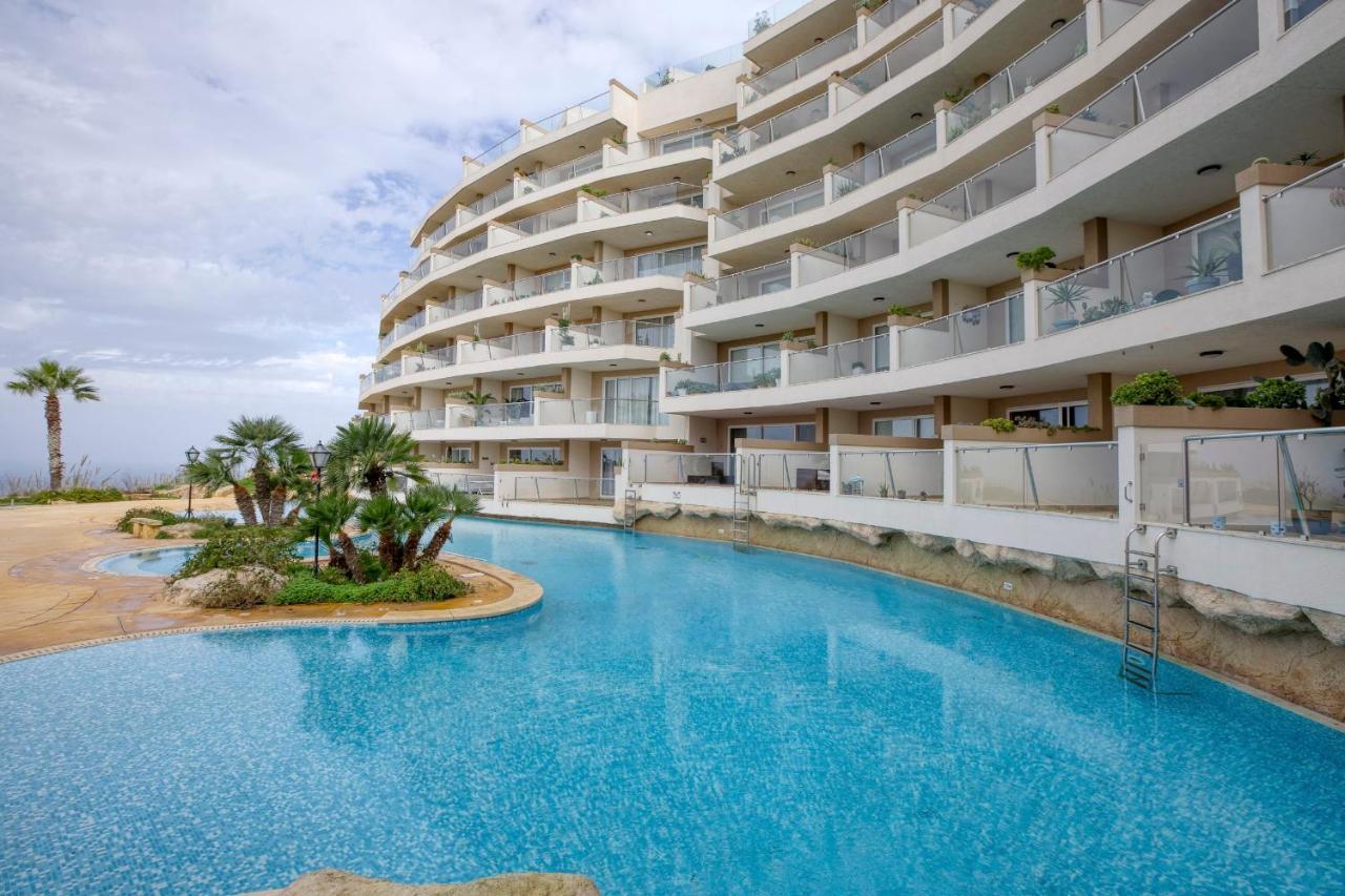Apartment With Pool-Hosted By Sweetstay Zebbug  Екстер'єр фото